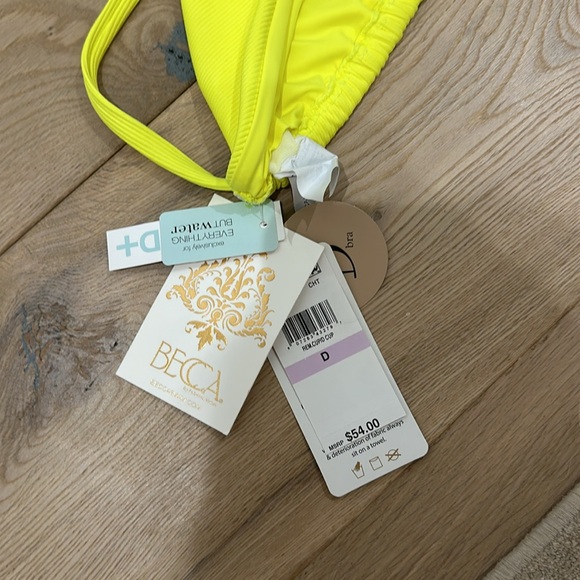 BECCA neon yellow bikini set. NWT! no padding included!💛 - Picture 4 of 4